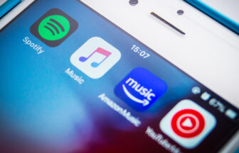 スマートフォン画面にある音楽アプリ