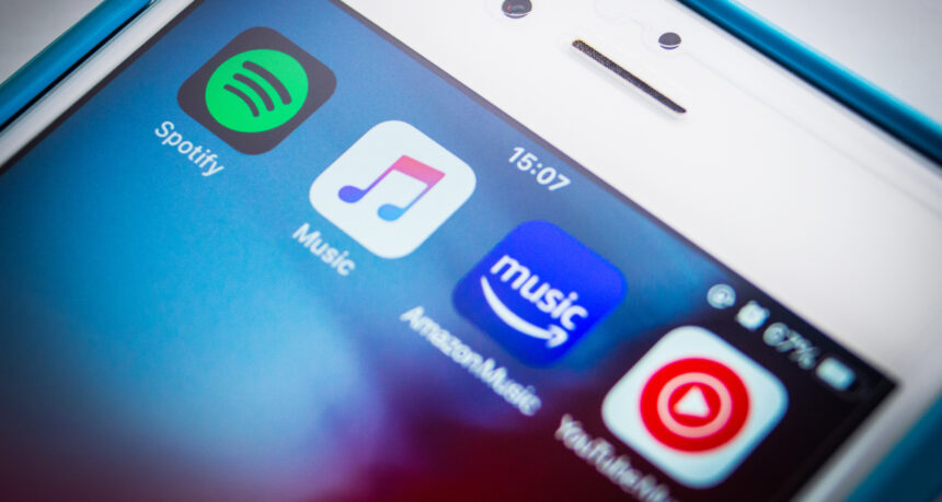 スマートフォン画面にある音楽アプリ