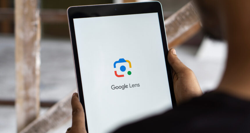 タブレットのGoogleレンズ画面