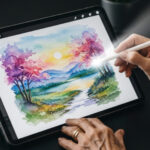 デジタルで水彩画を描くシニア男性