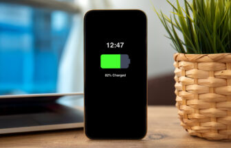 スマートフォン画面にバッテリー表示